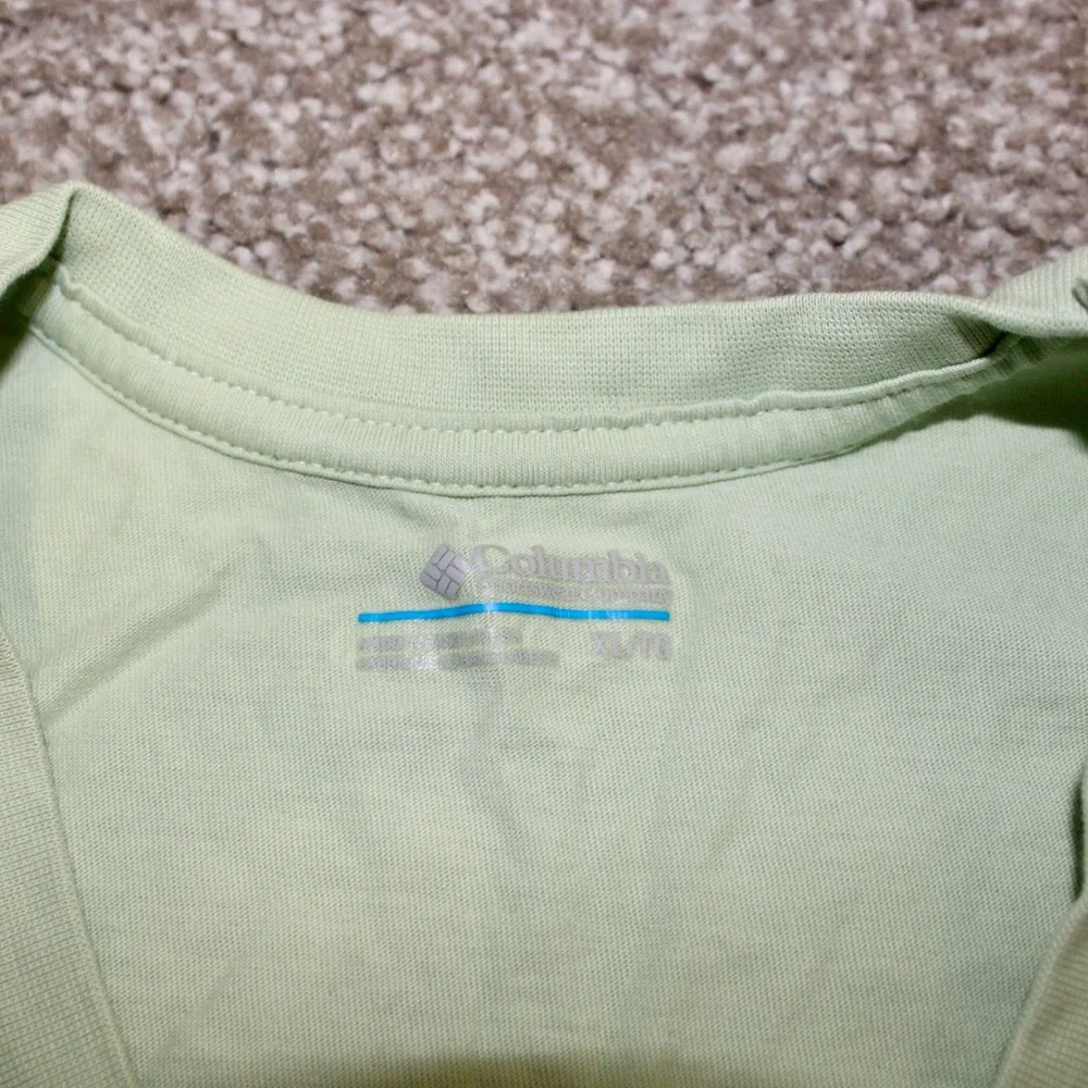 EUC Columbia Sage Green Casual Tank Top - Picture 2 of 7